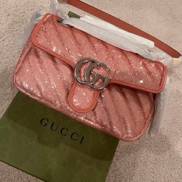 Gucci GG Marmont Mini – Pink Sequin Shoulder Bag - Picture 2 of 3